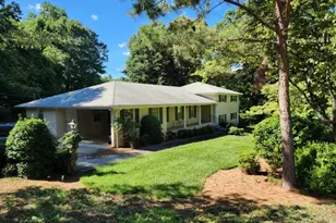 1181 Lake Shore Cir, Gainesville, GA 30501 - Photo 1