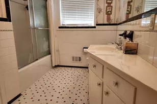 1181 Lake Shore Cir, Gainesville, GA 30501 - Photo 16