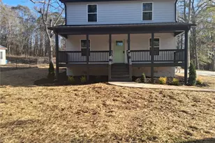 151 Richardson St, Toccoa, GA 30577 - Photo 2