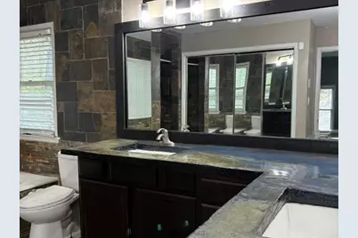 1562 Linksview Close, Stone Mountain, GA 30088 - Photo 24