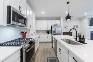 6155 Sweetbay Ln, Alpharetta, GA 30004 - Photo 4