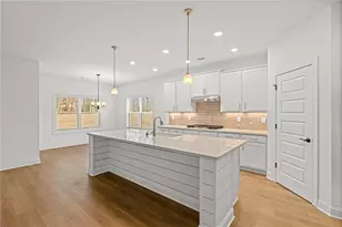 1139 Cherry Bark Ct, Loganville, GA 30052 - Photo 10