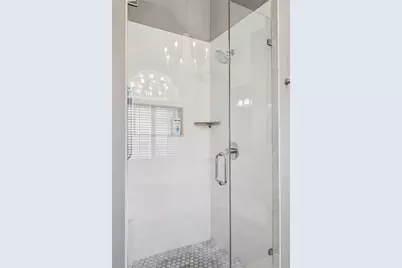 1055 Brookhaven Walk NE, Atlanta, GA 30319 - Photo 32