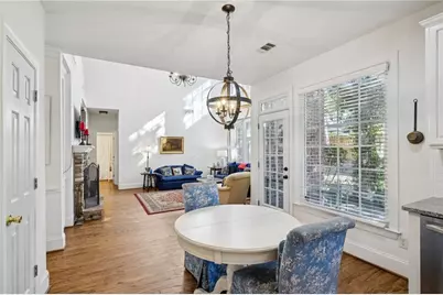 1055 Brookhaven Walk NE, Atlanta, GA 30319 - Photo 20