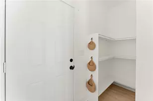 172 Llewellyn St, Clarkesville, GA 30523 - Photo 14