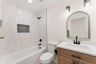 172 Llewellyn St, Clarkesville, GA 30523 - Photo 32