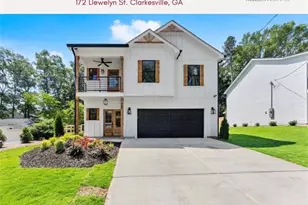 172 Llewellyn St, Clarkesville, GA 30523 - Photo 1