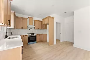 172 Llewellyn St, Clarkesville, GA 30523 - Photo 10