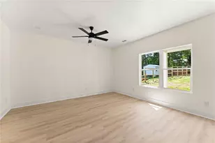 172 Llewellyn St, Clarkesville, GA 30523 - Photo 4