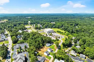 172 Llewellyn St, Clarkesville, GA 30523 - Photo 42