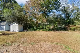 1791 Crestridge Cir NW, Conyers, GA 30012 - Photo 30