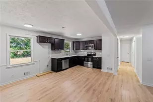 1791 Crestridge Cir NW, Conyers, GA 30012 - Photo 8