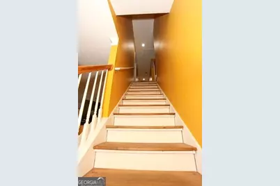 8661 Glendevon Court, Riverdale, GA 30274 - Photo 10