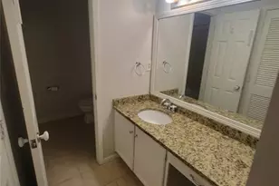 23212 Plantation Dr NE, Atlanta, GA 30324 - Photo 6