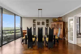 2660 Peachtree Rd NW, Atlanta, GA 30305 - Photo 10