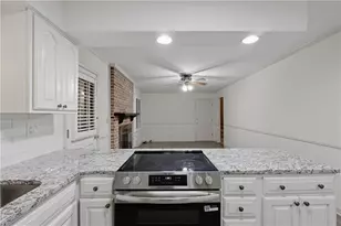 3969 Briaridge Cir, Atlanta, GA 30340 - Photo 10