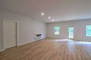 132 Post Oak Dr, Jackson, GA 30233 - Photo 8