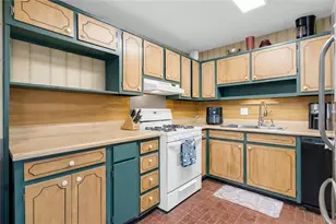 2103 Red Berry Ln SW, Marietta, GA 30008 - Photo 6