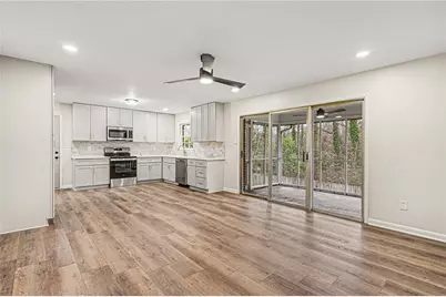 61 Barrett Circle SE, Marietta, GA 30060 - Photo 6