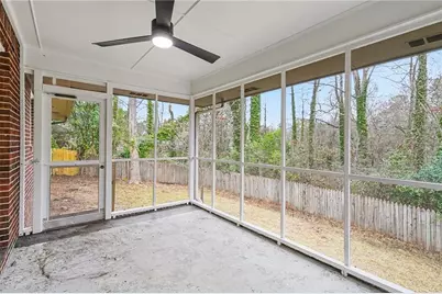 61 Barrett Circle SE, Marietta, GA 30060 - Photo 10