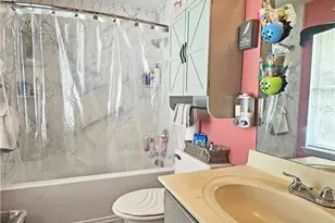 708 Greenhedge Dr, Stone Mountain, GA 30088 - Photo 18