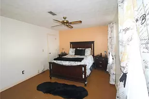 708 Greenhedge Dr, Stone Mountain, GA 30088 - Photo 16