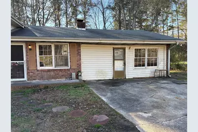 70 Henson Circle, Carrollton, GA 30117 - Photo 2