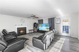 3686 Campbell Creek Cir, Snellville, GA 30039 - Photo 10