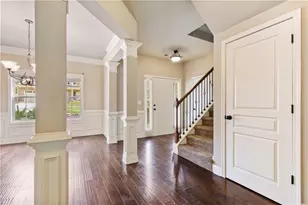 5700 Crest Hill Dr, Buford, GA 30518 - Photo 2