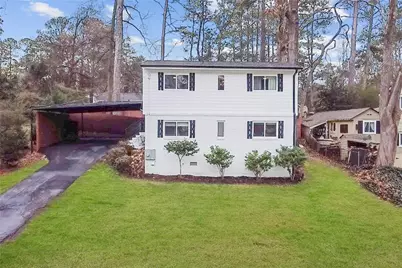 2002 Kenwood Place SE, Smyrna, GA 30082 - Photo 2