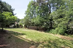 10930 Donamere Dr, Alpharetta, GA 30022 - Photo 24