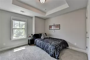 1372 Doublegate Dr, Atlanta, GA 30319 - Photo 18