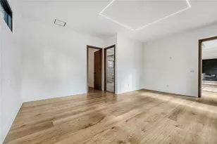 4250 Carmain Dr NE, Atlanta, GA 30342 - Photo 12