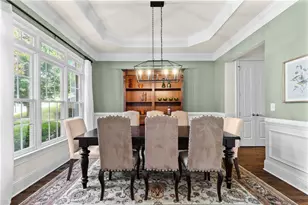 5765 Bailey Ridge Ct, Johns Creek, GA 30097 - Photo 4