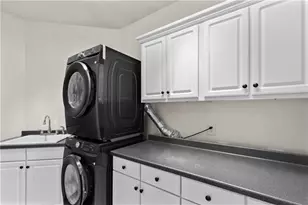 5765 Bailey Ridge Ct, Johns Creek, GA 30097 - Photo 38