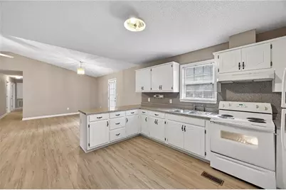 175 White Tail Hills Dr, Jackson, GA 30233 - Photo 10