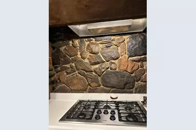 933 Viking Drive, Stone Mountain, GA 30083 - Photo 36