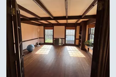 933 Viking Drive, Stone Mountain, GA 30083 - Photo 16