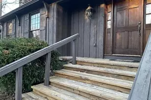 933 Viking Dr, Stone Mountain, GA 30083 - Photo 14