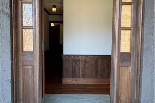 933 Viking Dr, Stone Mountain, GA 30083 - Photo 10