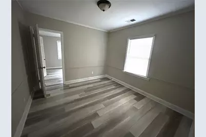 540 Hamilton E Holmes Drive NW, Atlanta, GA 30318 - Photo 10