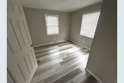 540 Hamilton E Holmes Drive NW, Atlanta, GA 30318 - Photo 12