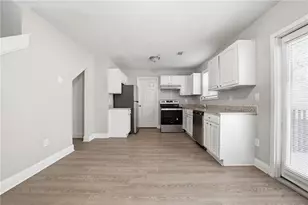 1240 Pinedale Cir NW, Conyers, GA 30012 - Photo 8