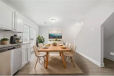 1240 Pinedale Circle NW, Conyers, GA 30012 - Photo 4