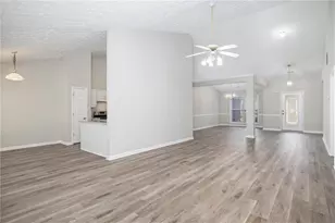 6103 Portsmouth Dr, Flowery Branch, GA 30542 - Photo 6