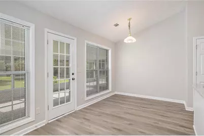 6103 Portsmouth Drive, Flowery Branch, GA 30542 - Photo 8