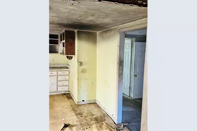 1041 S Hairston Rd, Stone Mountain, GA 30088 - Photo 4