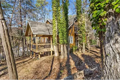 3016 Pathway Road, Gainesville, GA 30501 - Photo 4