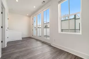 1829 Gotham Ln, Atlanta, GA 30324 - Photo 4