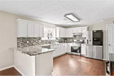 2828 Amhurst Way NW, Kennesaw, GA 30144 - Photo 8